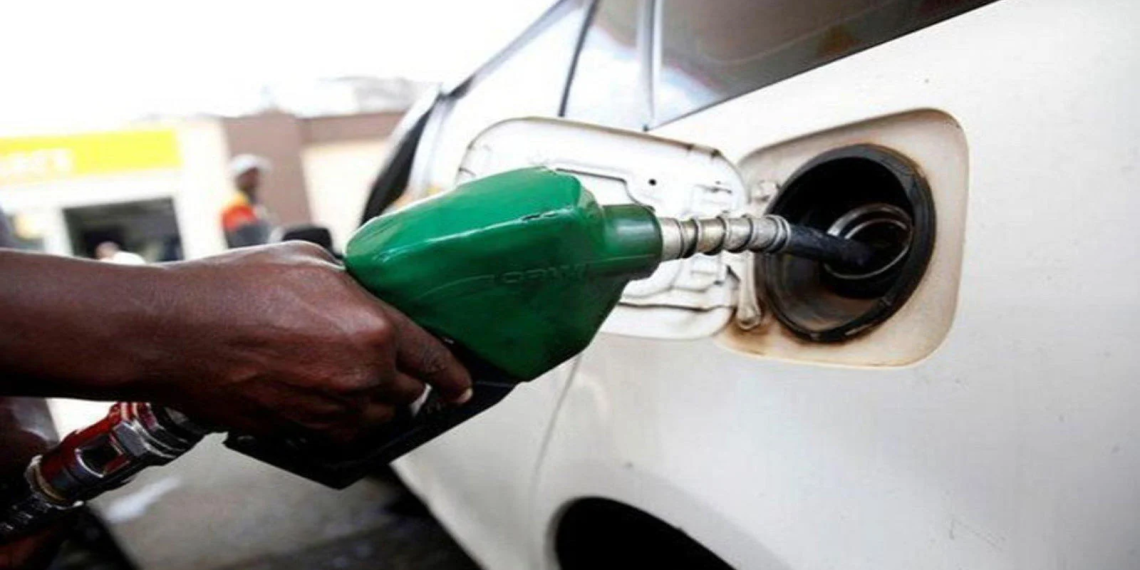 Federal Government don talk say dem no get hand for petrol price hike