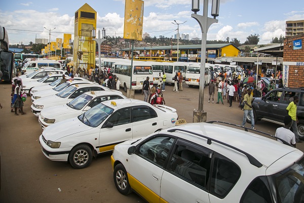 Rwanda go stop to register petrol-driven taxis by 2025