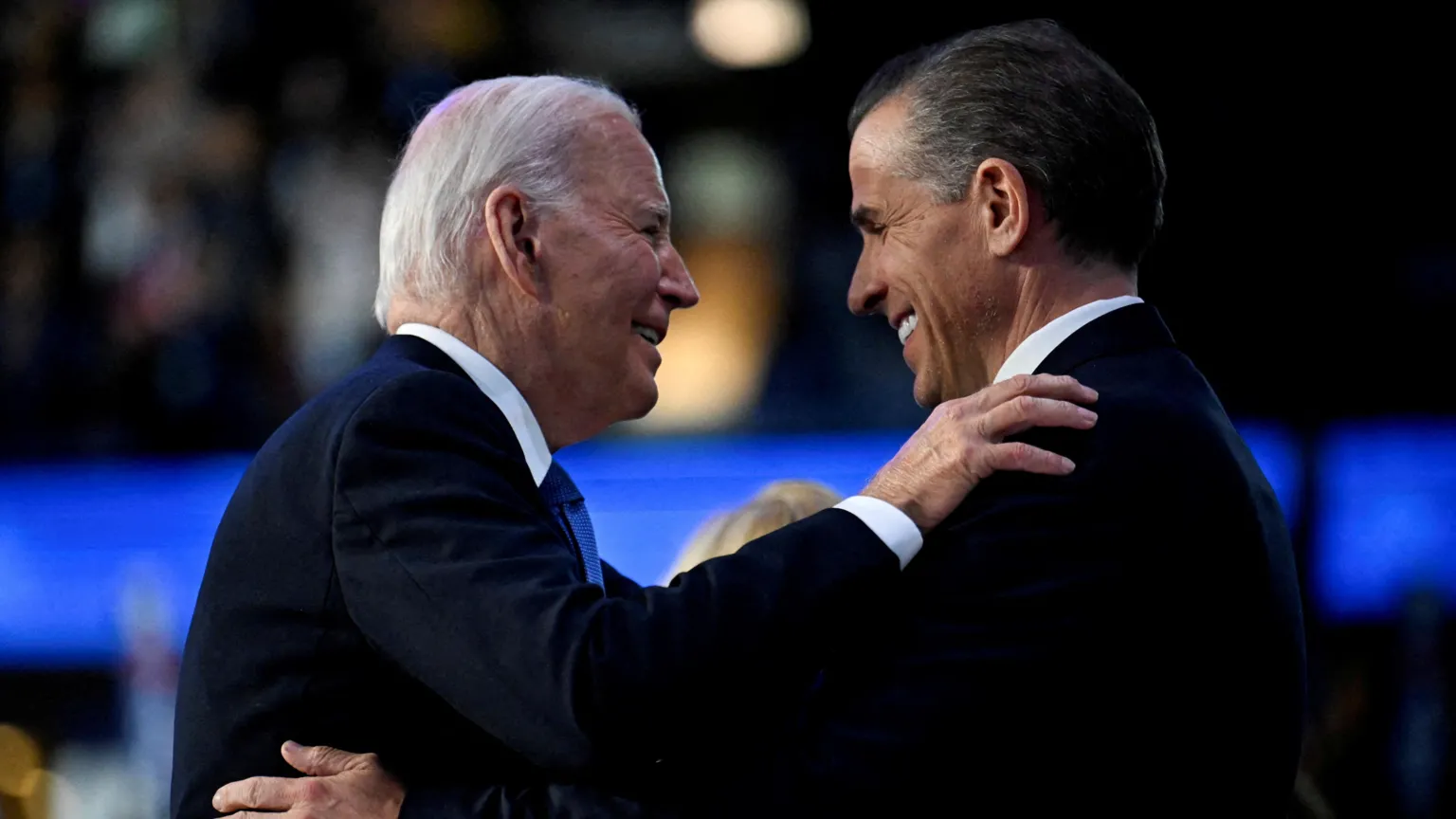 President Joe Biden don issue official pardon for im son, Hunter Biden