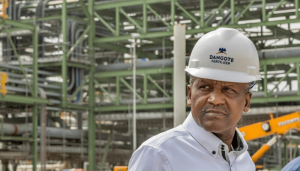 Dangote refinery don slash petrol price to N899