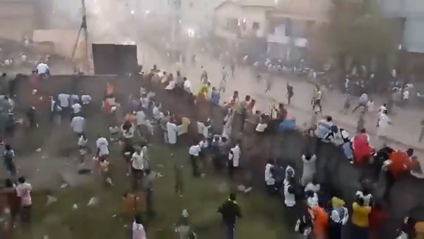 Dozens of people die after a clash for football match for Guinea