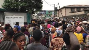 Tinubu don order make dem investigate Ibadan funfair wahala, as Police don arrest di organizers.